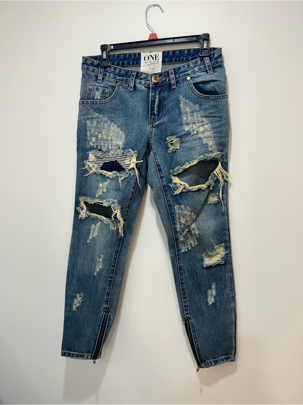 One Teaspoon Distressed Blue Ankle Jeans with Zippers